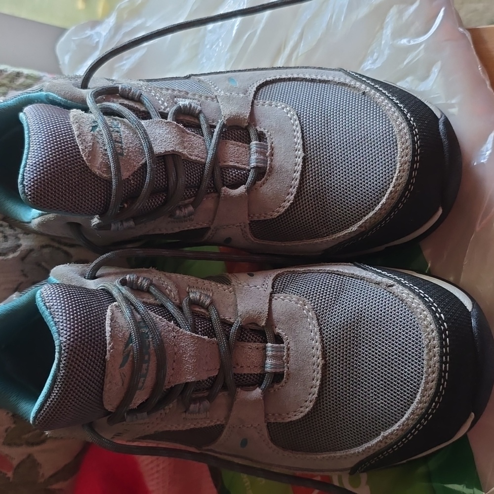 L.L. Bean Woman Gray and Teal Sneakers - Picture 2 of 5